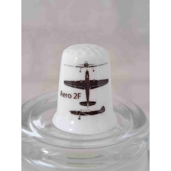 Ikarus Aero 2F les vliegtuig vingerhoedje