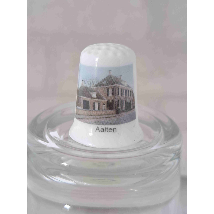 Aalten Gelderland Porcelain Thimble