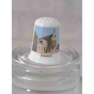 Kloosterkerk in Aduard Groningen op een porselein vingerhoedje