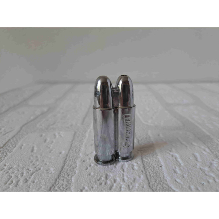 Smirnoff navulbaar aansteker in een vorm van kogels