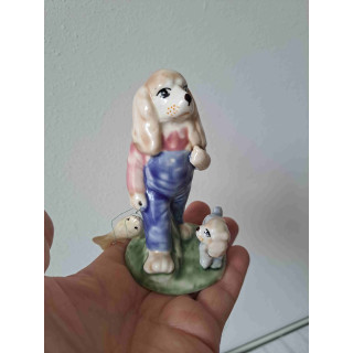 Cocker spaniel van porselein visser met puppy 6.5x6x12cm