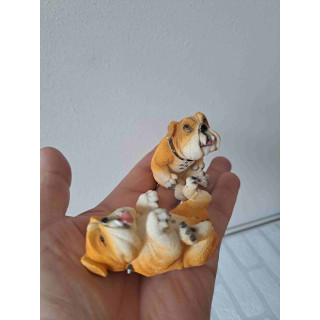 Engelse Bulldog Hondenbeeldjes van Kunsthars - Set van 2