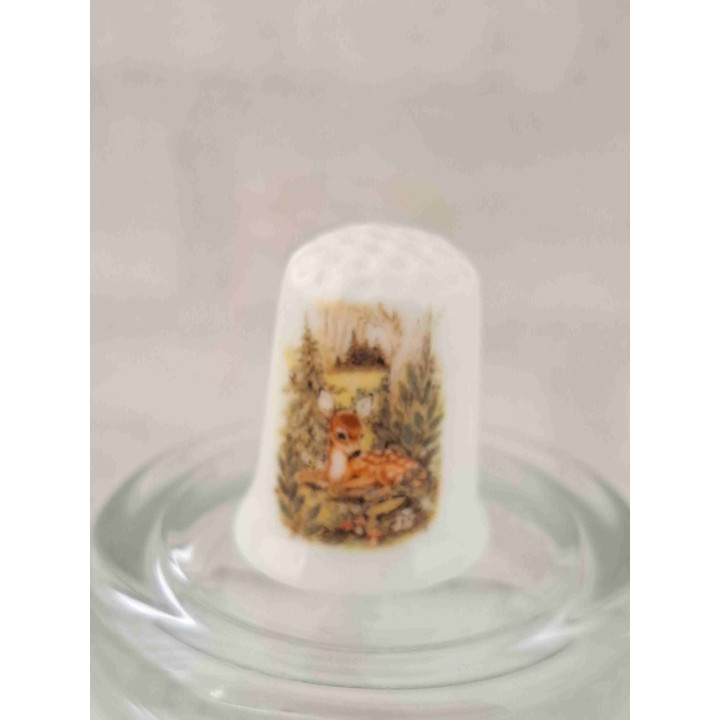 Jong hert vingerhoedje