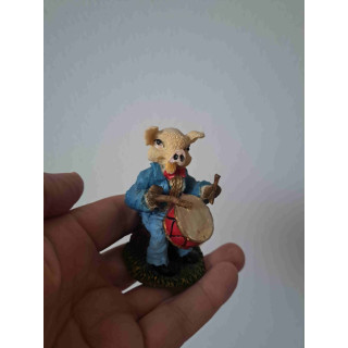 Varken van kunsthars met trommel D4.5xH7.5cm