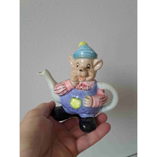 Beer met een muts theepot van porselein