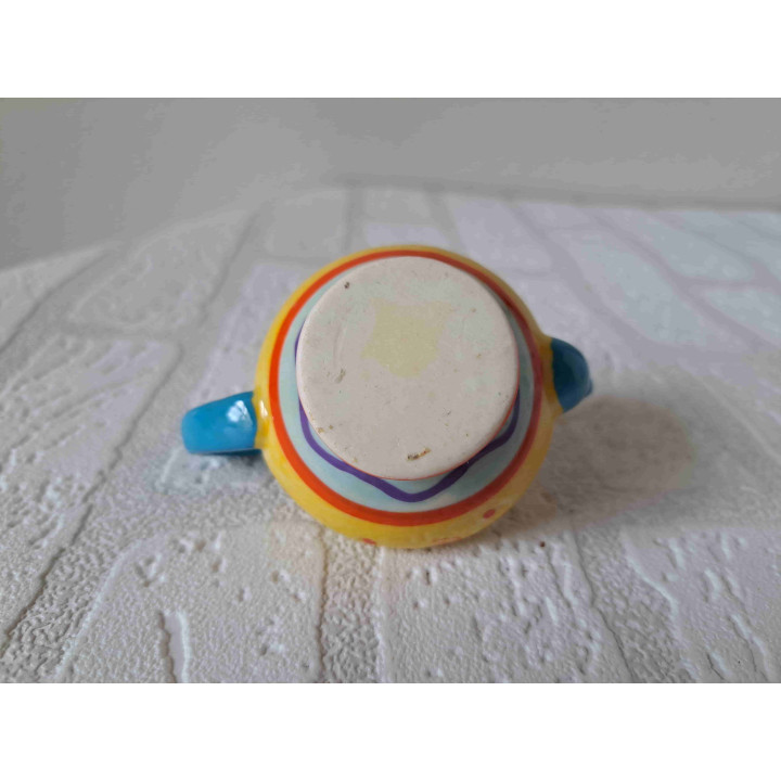 Oosterse theepot van porselein en metaal 10x6.5x7.5cm