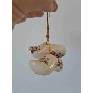 Sallie Robinson klompen reukbol van porselein met bloemen