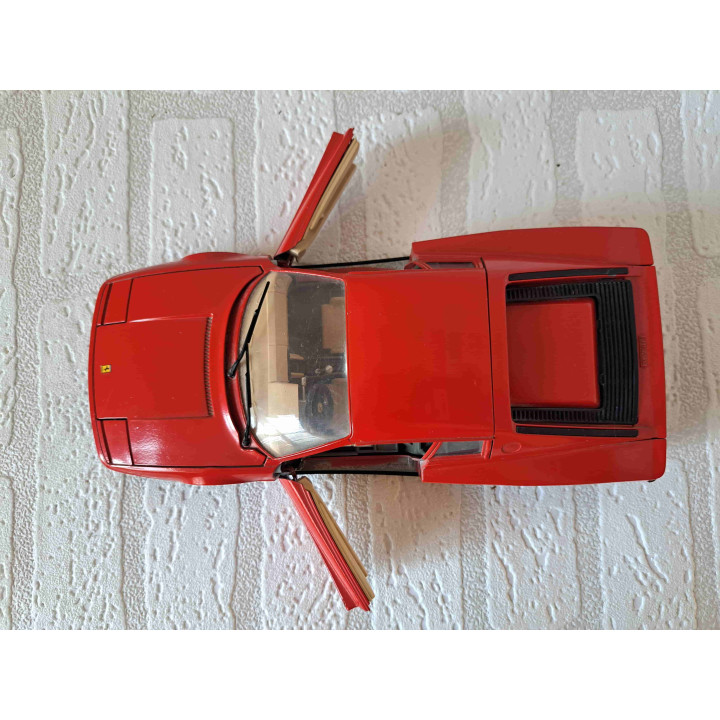Ferrari Tessarossa 1984 Bburago 1:18 - modelauto