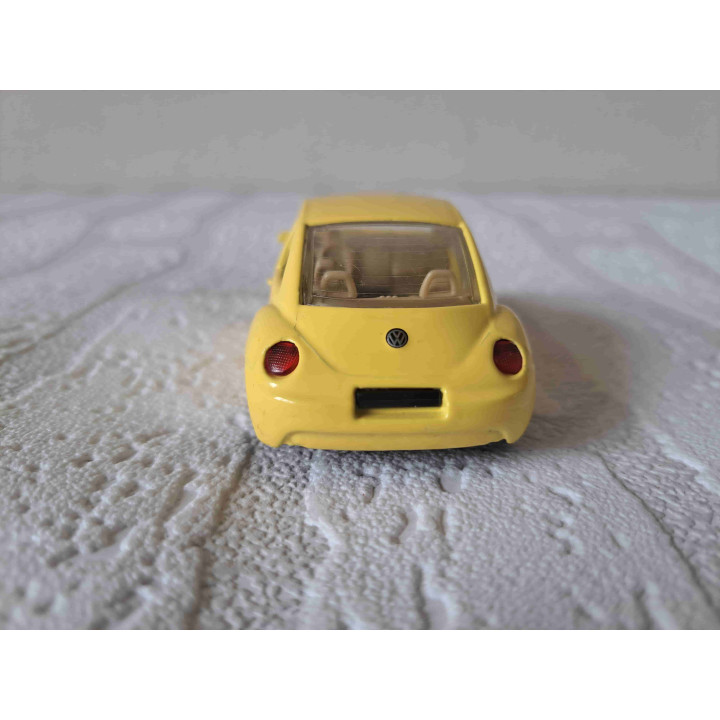 Volkswagen kever new beetle 1998 Bburago 1:43 - modelauto