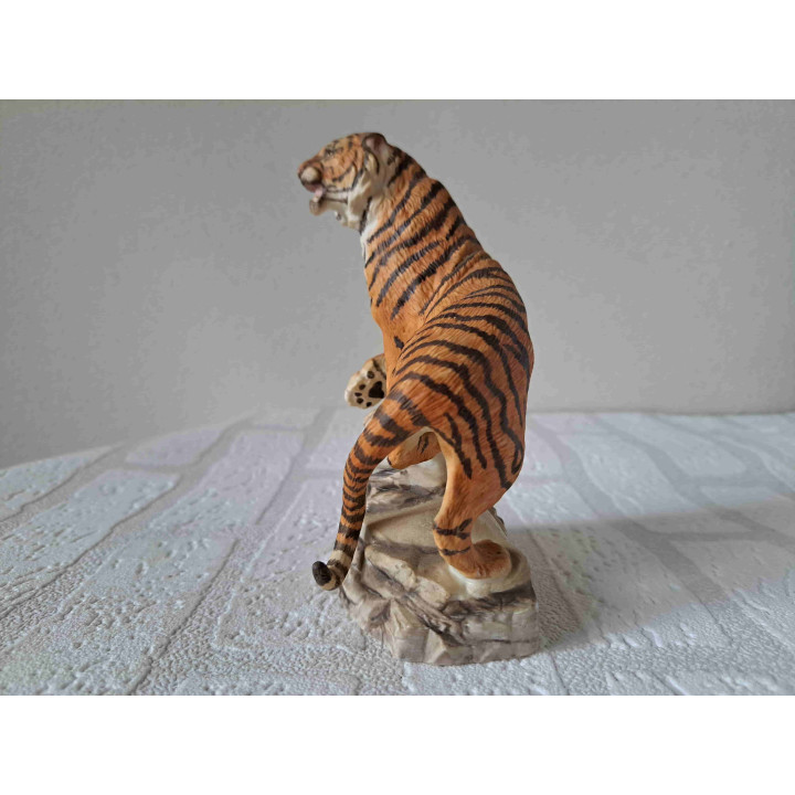 Siberische tijger van porselein Franklin mint 9x6.5x15.5cm - dierfiguren
