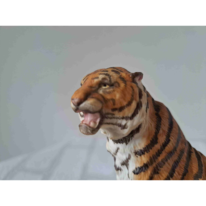 Siberische tijger van porselein Franklin mint 9x6.5x15.5cm - dierfiguren