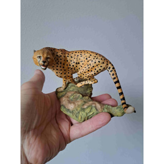 Jachtluipaard van porselein The Franklin mint 14x10x9cm