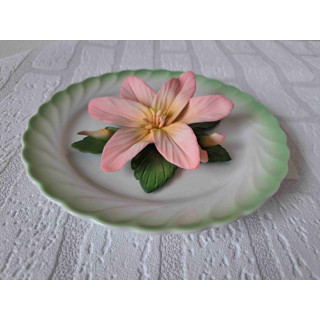 Porselein Lelie in 3D van Le Porcellane wandbord D19.5cm