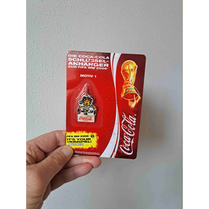 Coca Cola sleutelhanger voetballen Fifa WM 2006 motief 1