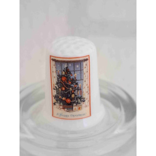 Kerstboom voor het raam vingerhoedje