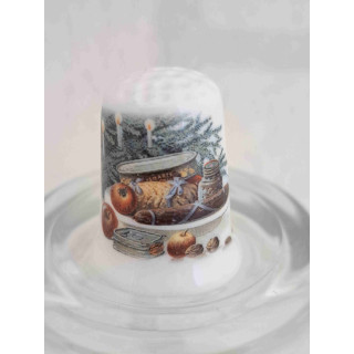 Kerstdiner op een porselein vingerhoedje