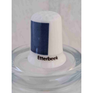 Etterbeek vlag Belgie op een porselein vingerhoedje