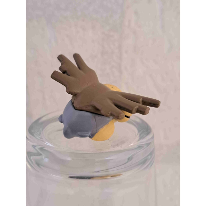 Shedinja Pokemon figuur - pokemon artikelen Shedinja Pokemon figuur - pokemon artikelen