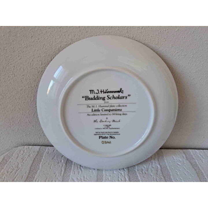 MI Hummel Goebel Budding scholars wandbord D20.5cm - wandborden