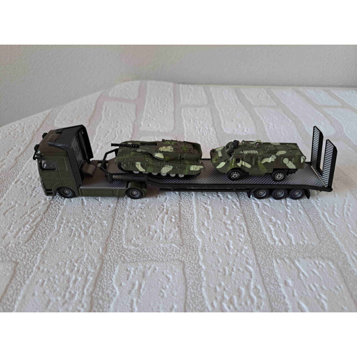 Militair vrachtwagen met tank en VAB voertuig - modelauto