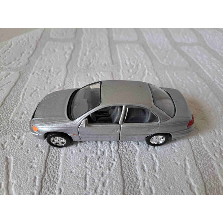 Opel Omega Tins Toys 1:38 - modelauto
