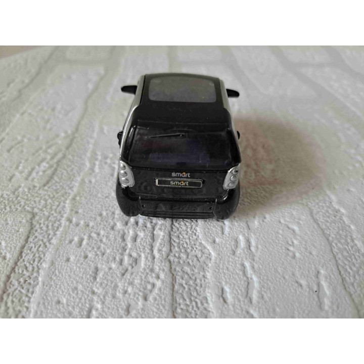 Smart City Coupe Maisto 1:33 - modelauto