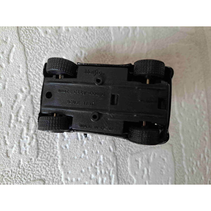 Smart City Coupe Maisto 1:33 - modelauto