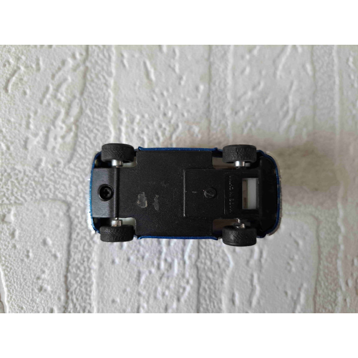 Fiat 500 met sunroof en opdruk Mini 500 - modelauto