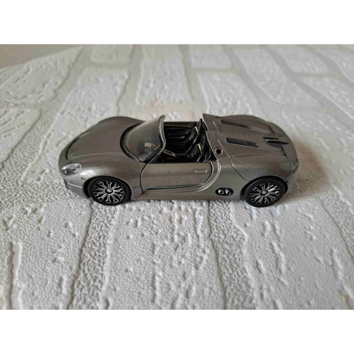 Porsche 918 Spyder 1:36 Welly - modelauto