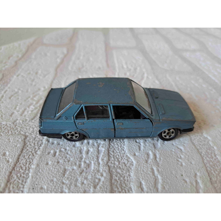 Alfa Romeo Giulietta 1985 Hot Wheels 1:43