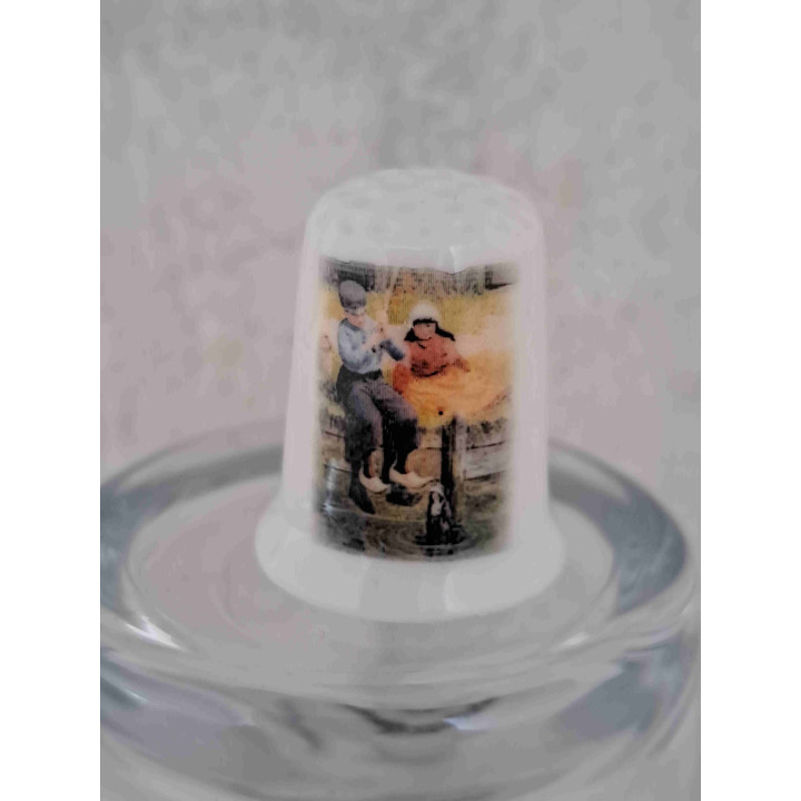 Kinderen aan het vissen op een vingerhoedje