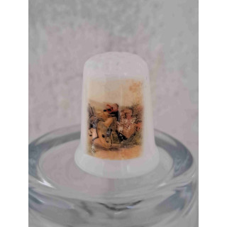 Jongen op een huifkar op een vingerhoedje