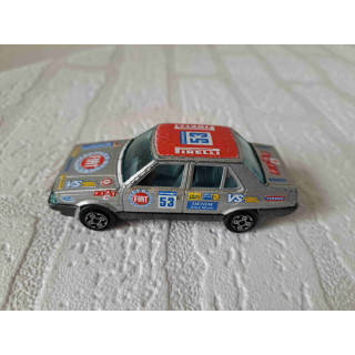 Fiat Regata PIRELLI Bburago 1:43 (1)