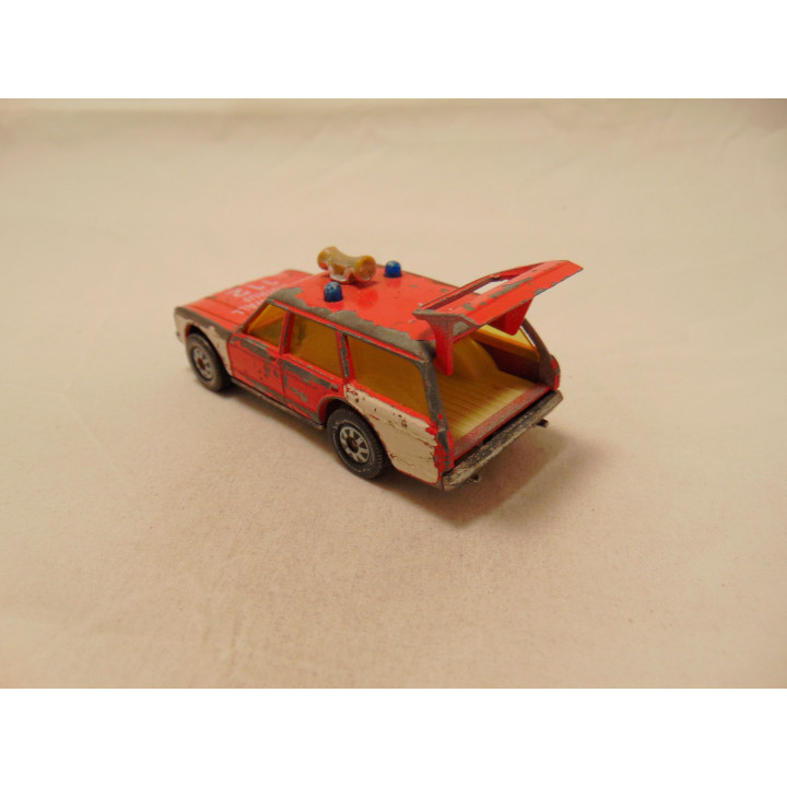 Ford Granada turnier brandweer 1:55 Siku 1028 1322 rood