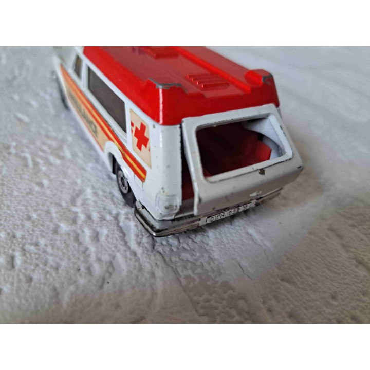 Ambulance Matchbox Speed Kings K49 - modelauto