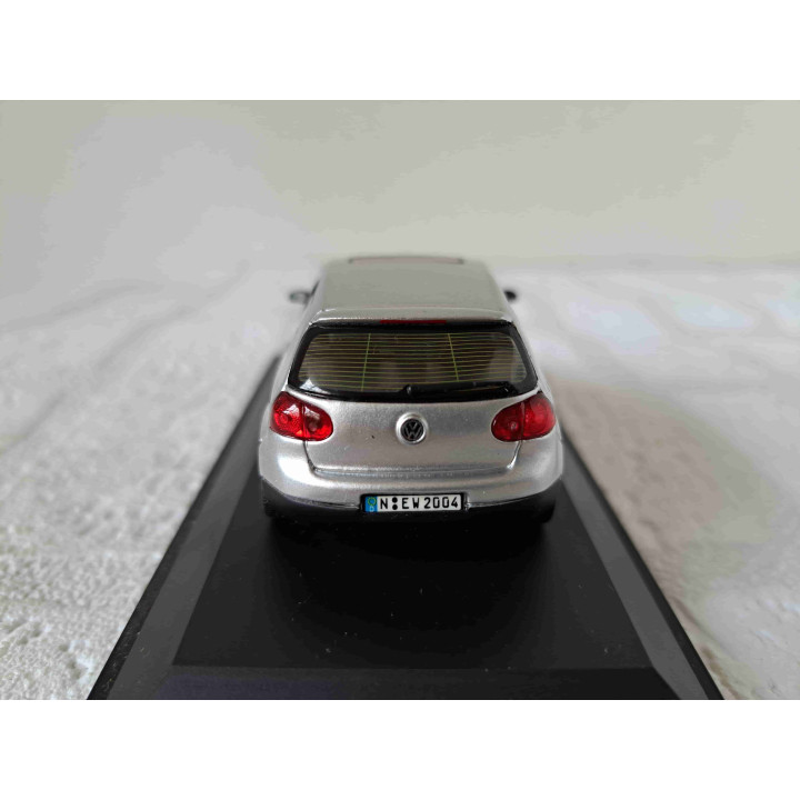 VW Golf MK5 2-door Silver Schuco 1:43 Model