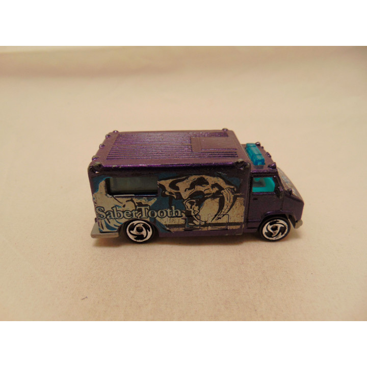 Ambulance SaberTooth Hot wheels 2001-042 Fossil Fuels Series paars