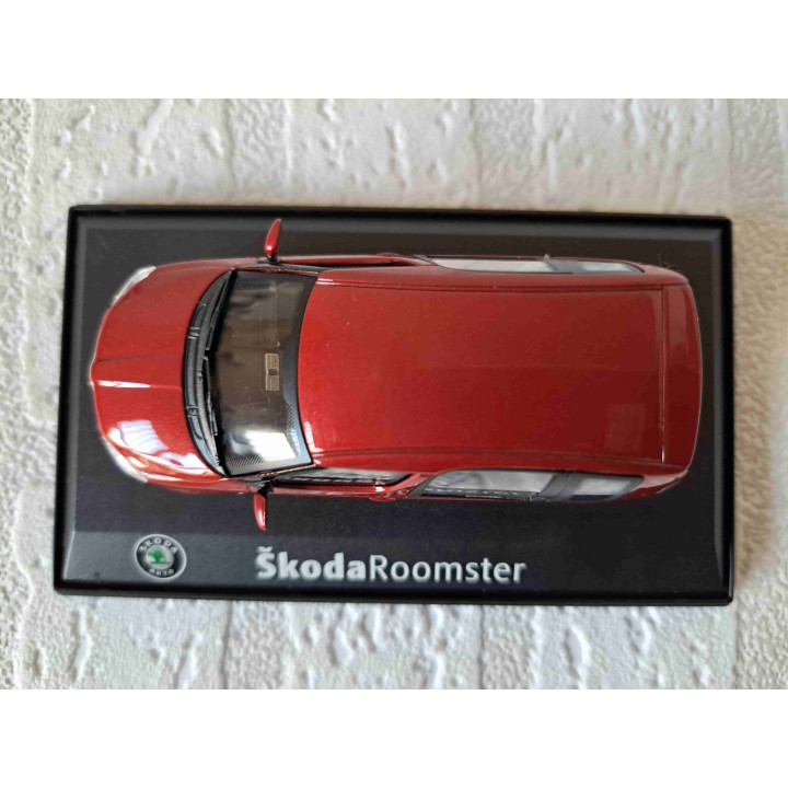 Skoda Roomster 2015 1:43 Abrex Diecast Miniature Model