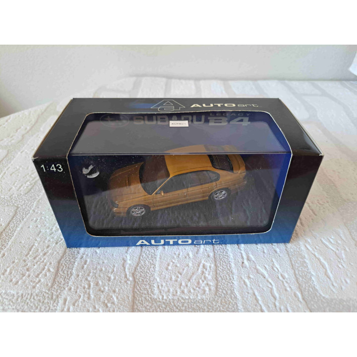 Subaru Legacy B4 1999 1:43 AUTOart 58611 Scale Model