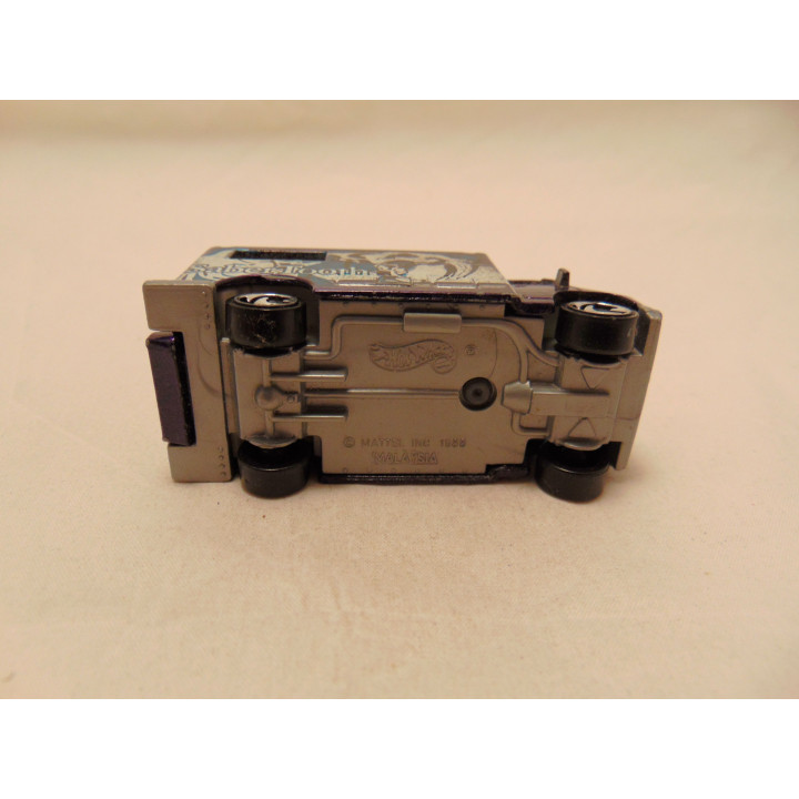 Ambulance SaberTooth Hot wheels 2001-042 Fossil Fuels Series paars