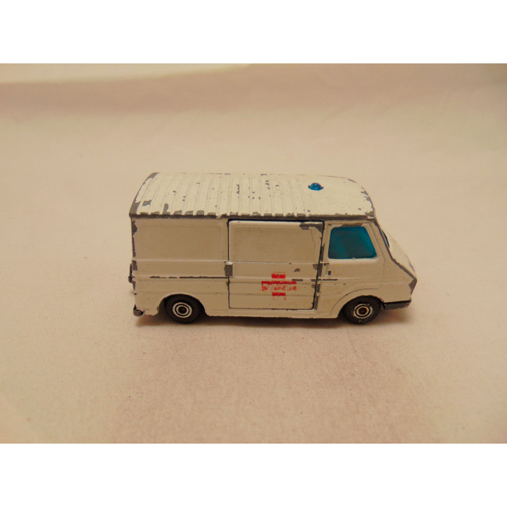 Citroen C 35 Rode Kruis ambulance 1:68 Efsi