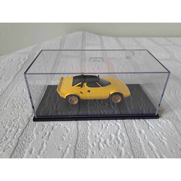 Lancia Stratos HF 1:43 Revell 28117