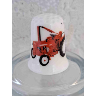 Mc Cormick tractor op een vingerhoedje