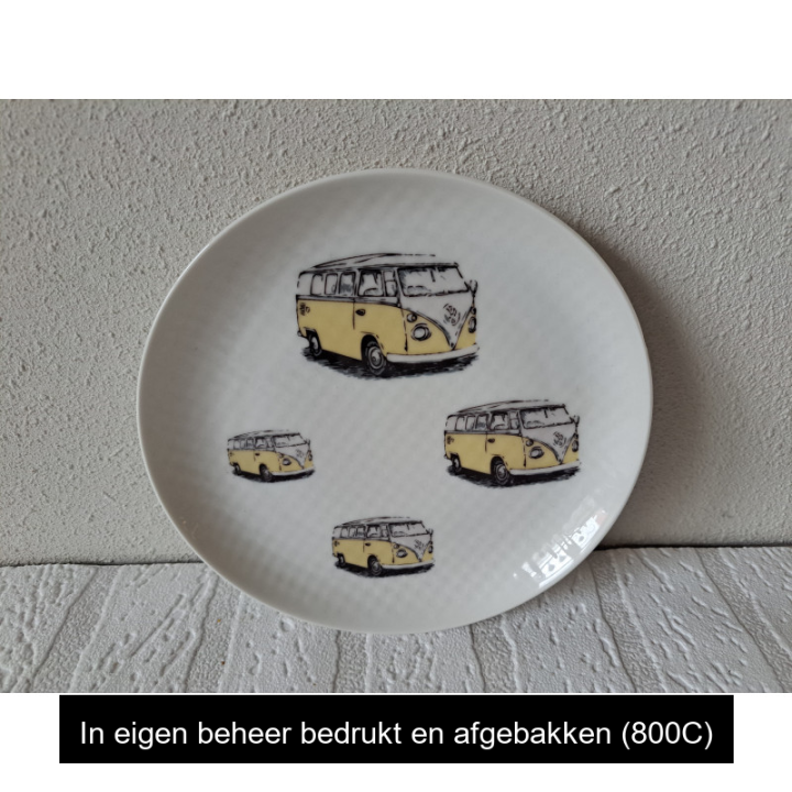 Ontbijtbord Volkswagen bussen, porselein D17x2cm geel