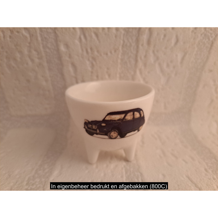 Eierdopje met donkerblauwe Citroen 2CV afbeelding
