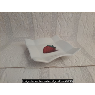 Amuse schaaltje met aardbei afbeelding