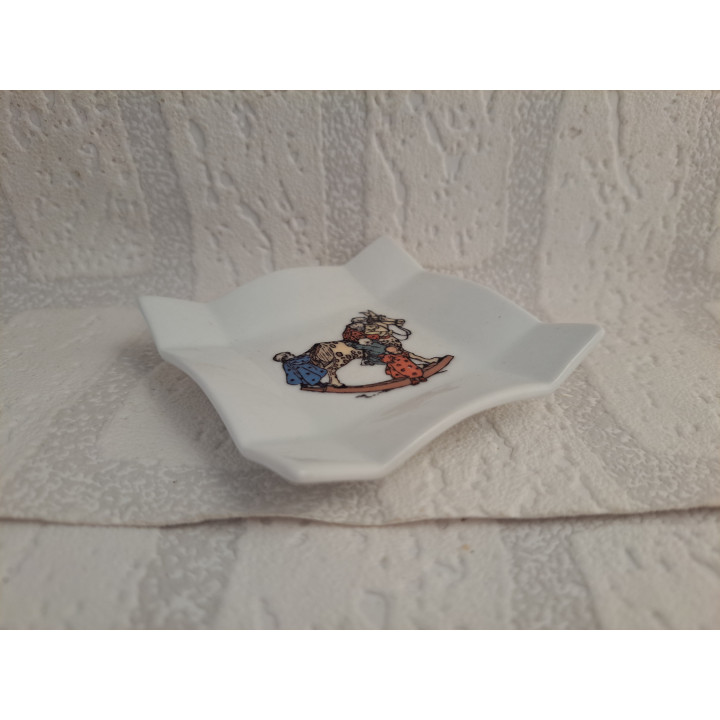 Porselein amuse schaaltje met schommelpaard 8x8x1.5cm - handgemaakt