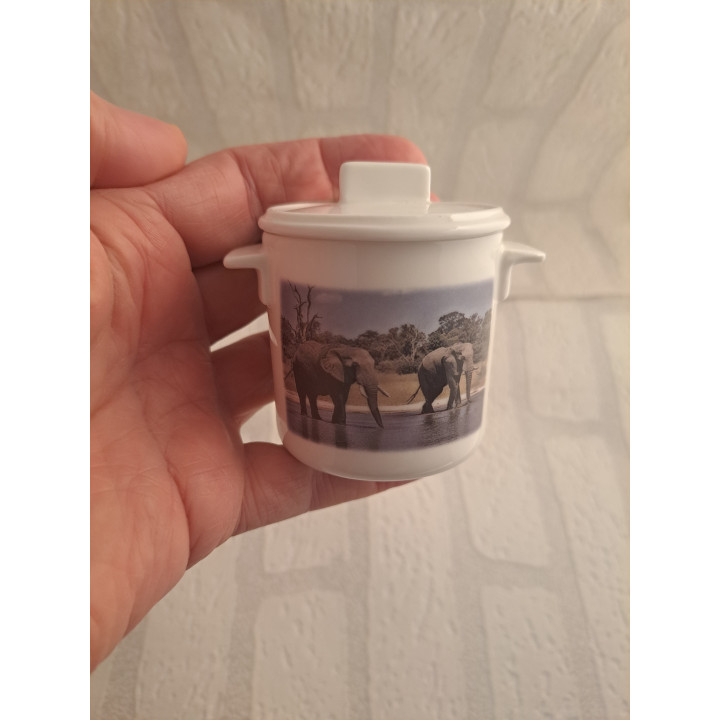 Suikerpotje van porselein met twee olifanten B7xH8cm - handgemaakt
