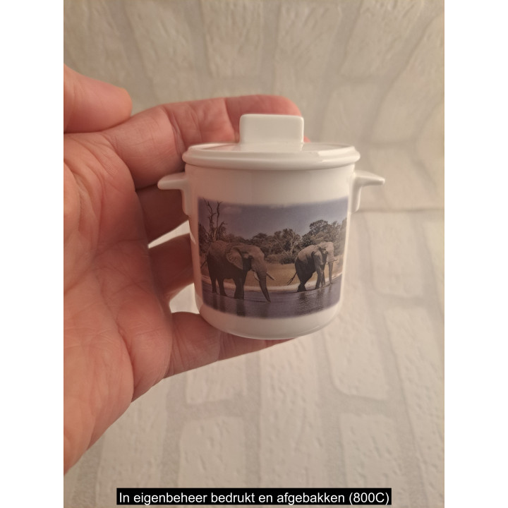 Suikerpotje van porselein met twee olifanten B7xH8cm