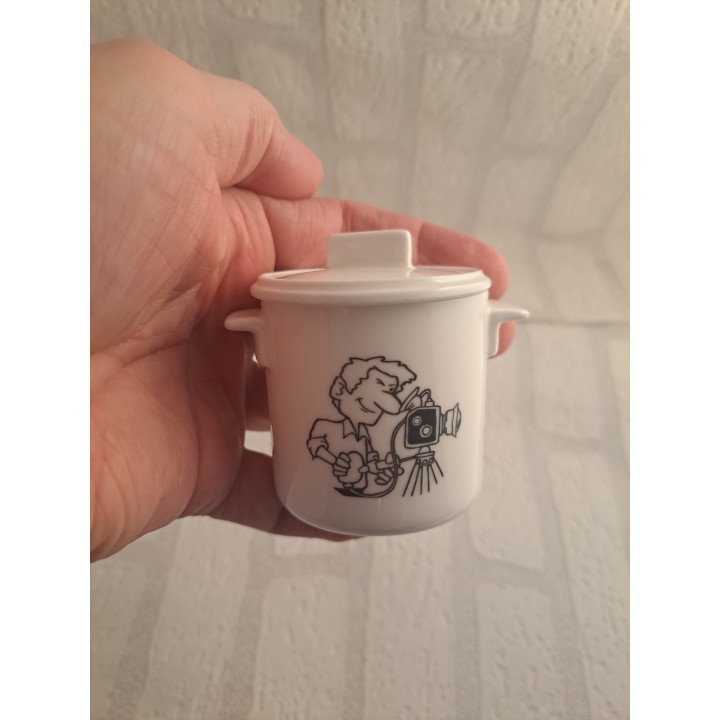 Suikerpotje met fotograaf met camera, porselein D7xH8cm - handgemaakt